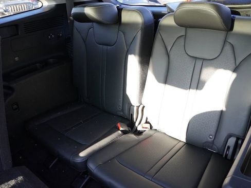 Certified 2023 Kia Sorento S w/ Panoramic Sunroof Package AWD/4WD image 22
