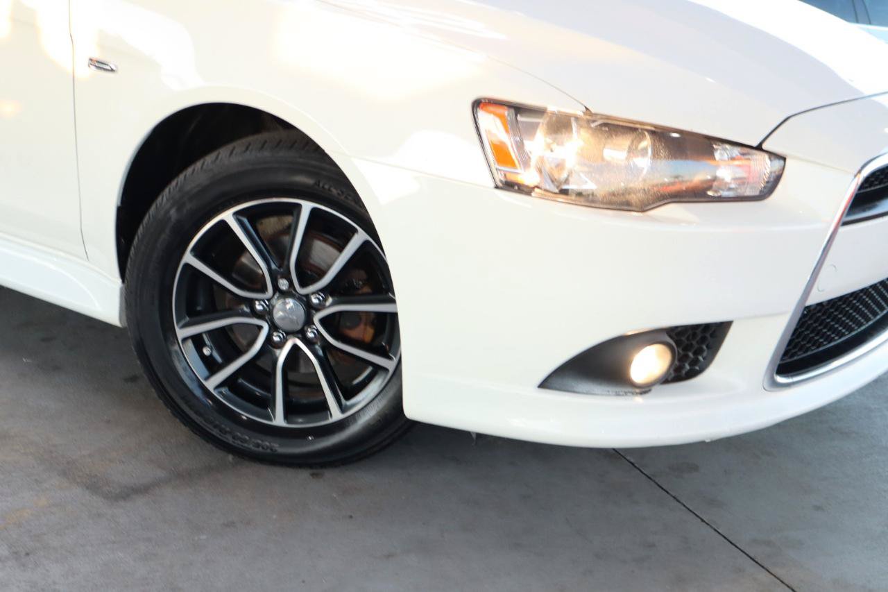 Used 2015 Mitsubishi Lancer SE AWD/4WD image 4