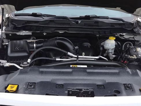 Used 2018 RAM 1500 Express w/ Express Value Package RWD image 6
