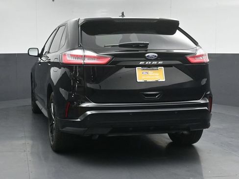 Certified 2024 Ford Edge ST-Line AWD/4WD image 6