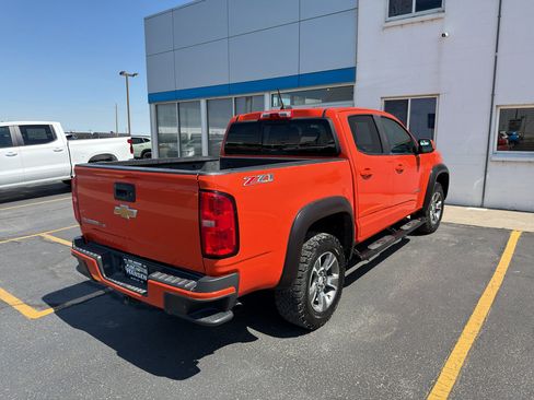 Used 2019 Chevrolet Colorado Z71 AWD/4WD image 5