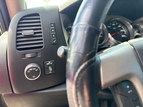 Used 2011 Chevrolet Silverado 1500 LT w/ All-Star Edition AWD/4WD image 22
