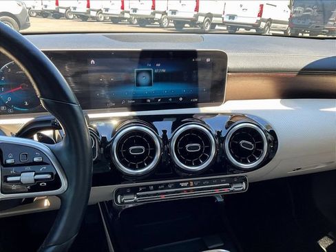 Certified 2020 Mercedes-Benz CLA 250 4MATIC image 11