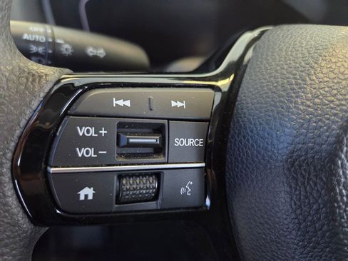 Certified 2025 Honda Civic LX image 28