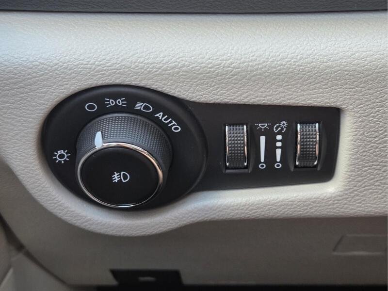 Certified 2023 Chrysler Pacifica Touring-L FWD image 31