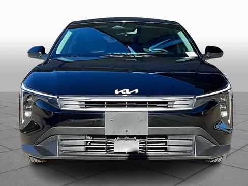 Used 2025 Kia K4 LXS image 3