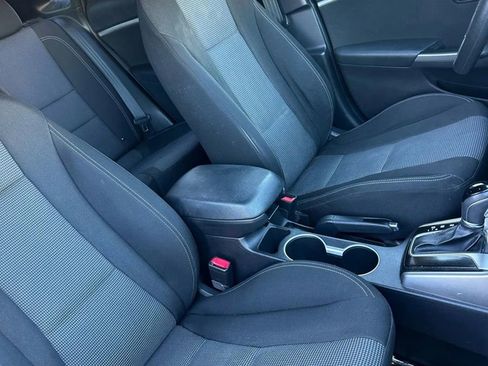 Used 2013 Hyundai Elantra GT image 18