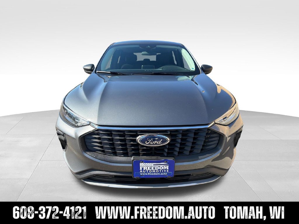 Used 2024 Ford Escape Active AWD/4WD image 8
