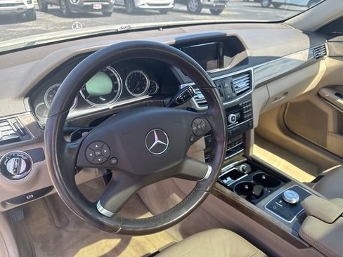 Used 2010 Mercedes-Benz E 350 Sedan image 11