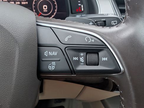 Used 2019 Audi Q7 2.0T Premium Plus w/ Premium Plus Package AWD/4WD image 34