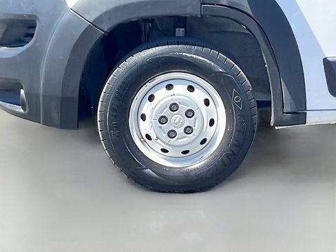 Used 2023 RAM ProMaster 3500 w/ Safety Group FWD image 27
