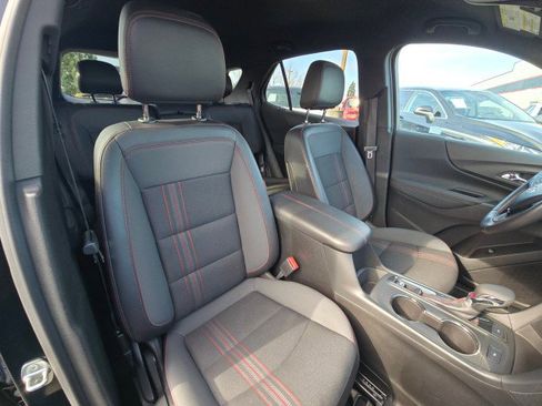 Used 2022 Chevrolet Equinox RS w/ Infotainment Package AWD/4WD image 13
