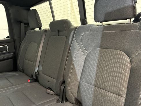 Used 2020 RAM 1500 Big Horn AWD/4WD image 9