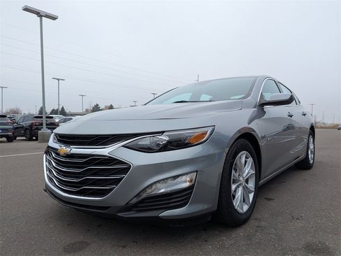 Used 2025 Chevrolet Malibu LT image 7
