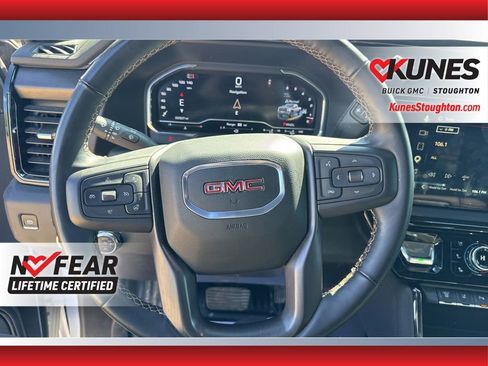 Used 2025 GMC Sierra 2500 AT4 AWD/4WD image 23