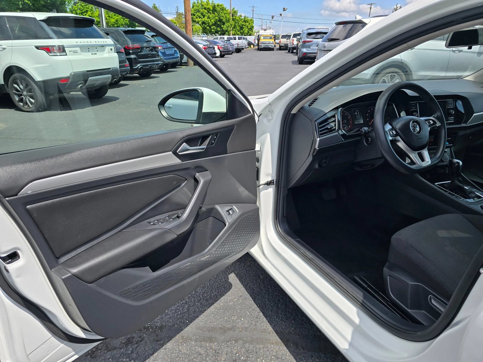 Used 2019 Volkswagen Jetta S w/ Driver Assistance Package FWD image 19