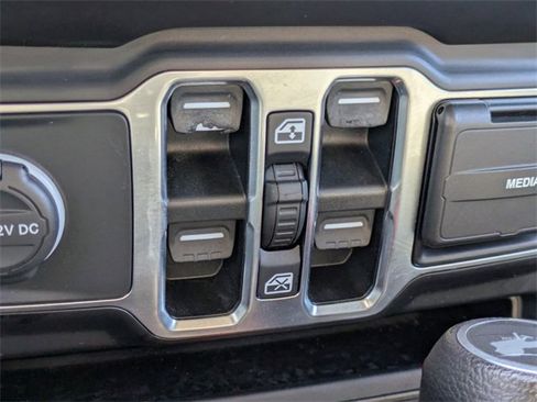 Used 2020 Jeep Wrangler Unlimited Sport S image 23