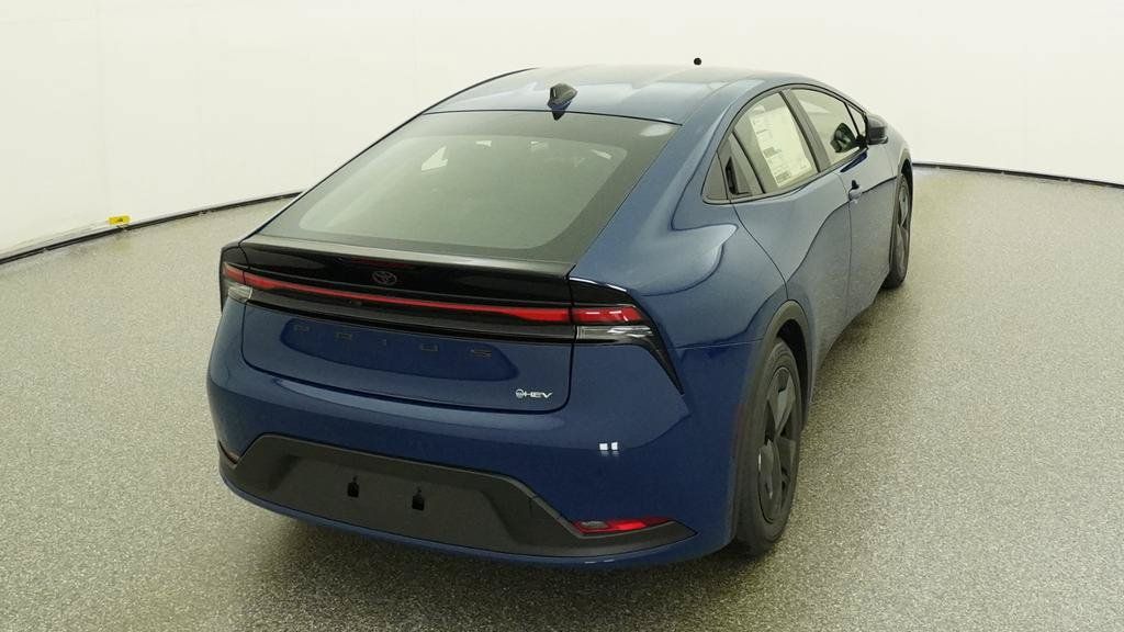 New 2027 Toyota Prius LE FWD image 11