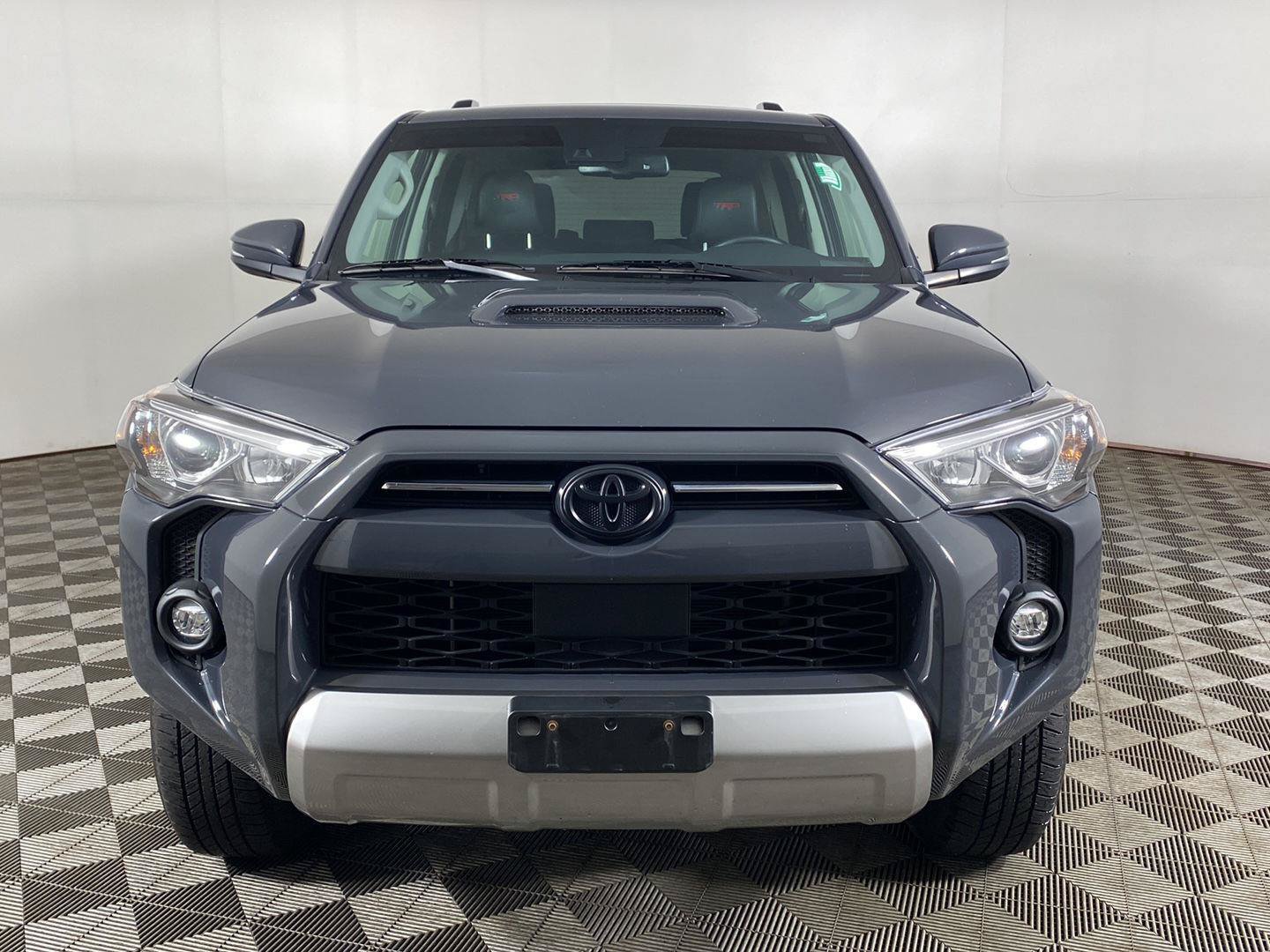 Used 2024 Toyota 4Runner TRD Off-Road Premium w/ Moonroof Package AWD/4WD image 2