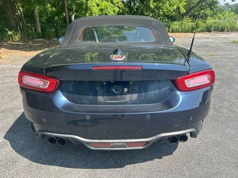Used 2019 FIAT 124 Spider Abarth w/ Convenience Group RWD image 7