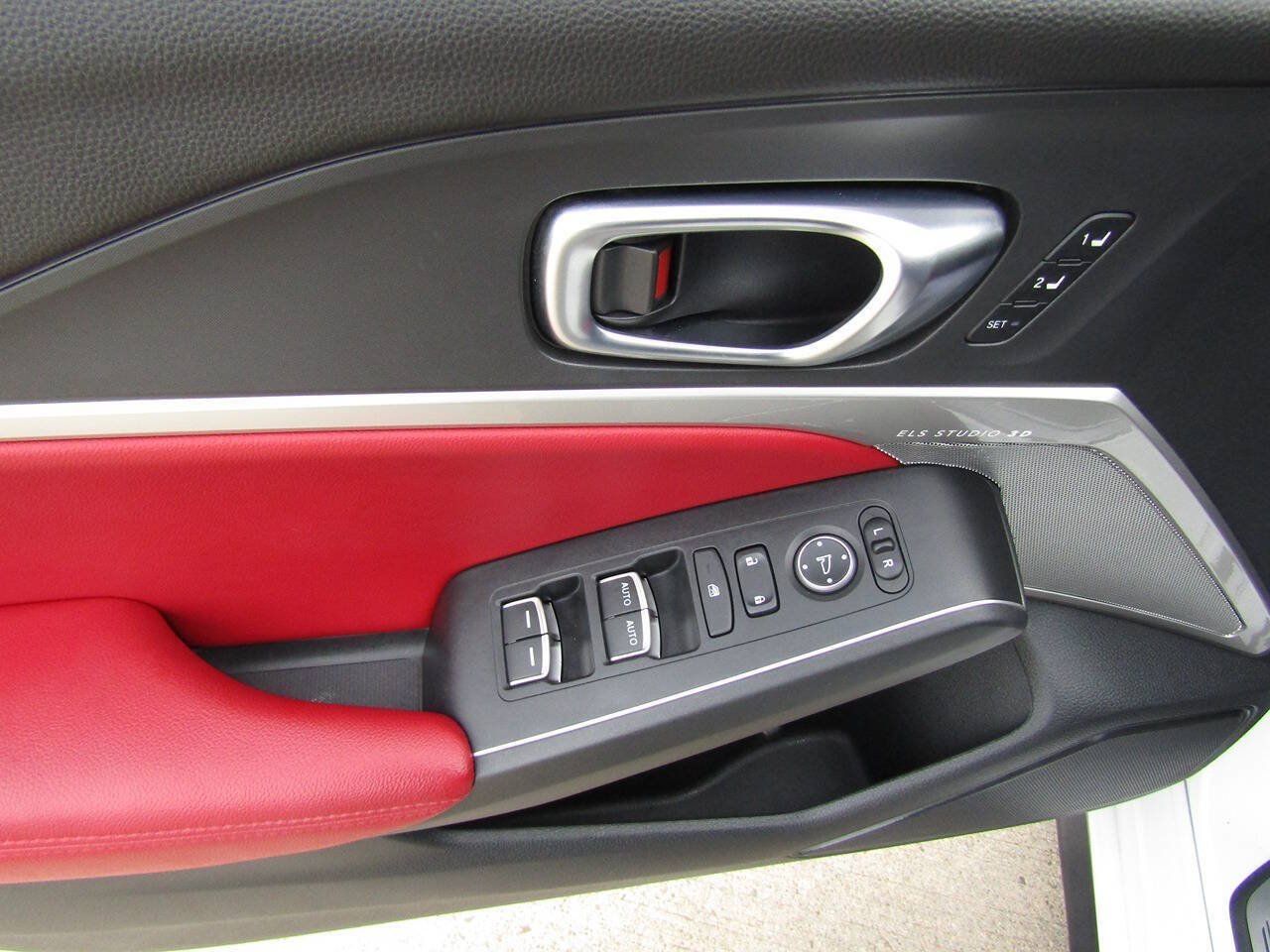 Used 2023 Acura Integra A-Spec w/ Technology Package FWD image 9