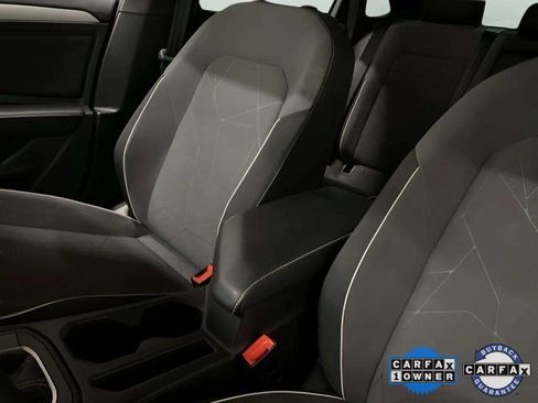 Used 2025 Volkswagen Jetta Sport image 60