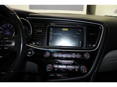 Used 2015 Kia Optima EX w/ EX Premium Package image 34