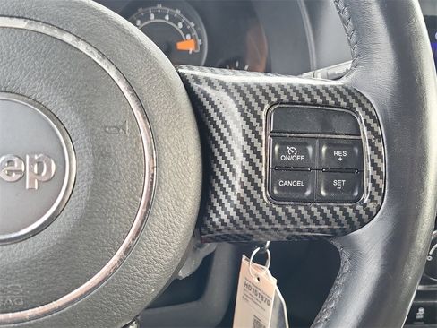 Used 2017 Jeep Patriot Latitude image 23