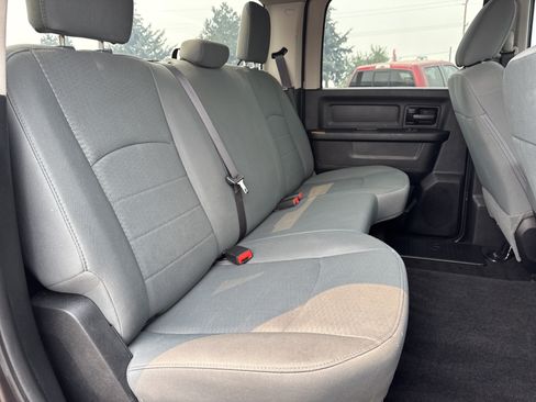 Used 2017 RAM 2500 Tradesman w/ Chrome Appearance Group AWD/4WD image 24