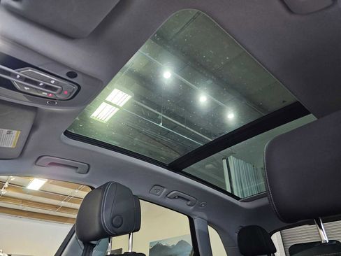 Used 2023 Audi Q5 2.0T Premium w/ Convenience Package image 24