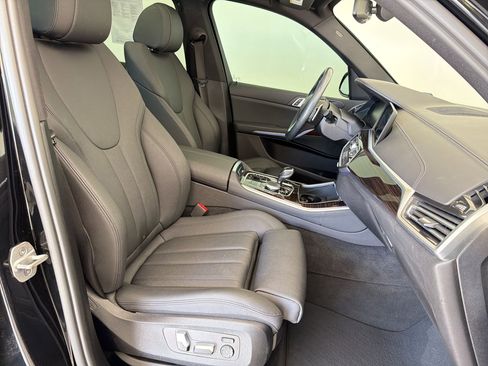 Used 2021 BMW X5 xDrive40i w/ Convenience Package AWD/4WD image 31