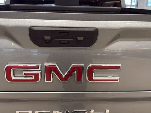 New 2026 GMC Sierra 1500 Denali w/ Denali Reserve Package AWD/4WD image 9