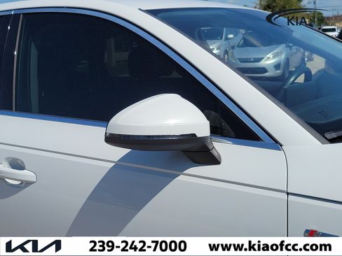 Used 2018 Audi A4 2.0T Premium Plus w/ Premium Plus Package AWD/4WD image 8