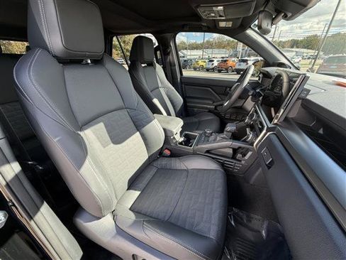 Used 2025 Toyota 4Runner TRD Off-Road Premium image 27