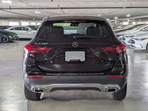 Used 2026 Mercedes-Benz GLA 250 image 6