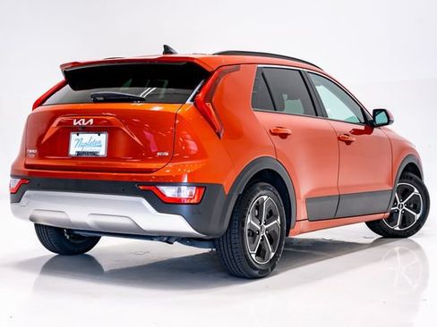Used 2023 Kia Niro EX FWD image 36