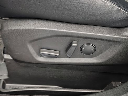 Used 2023 Ford Edge ST image 20