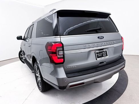 Used 2023 Ford Expedition Max Limited image 9