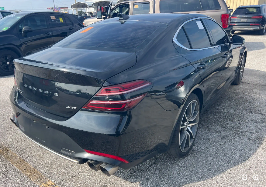 Used 2023 Genesis G70 2.0T AWD/4WD image 5