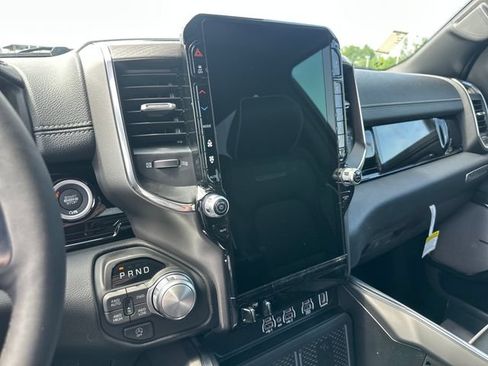 New 2026 RAM 1500 Laramie AWD/4WD image 22