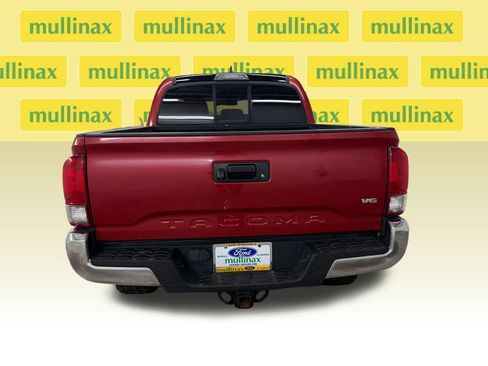 Used 2016 Toyota Tacoma TRD Off-Road w/ Towing Package RWD image 7