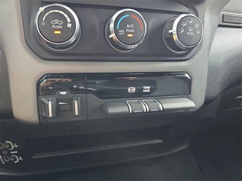 Certified 2024 RAM 2500 Big Horn image 19