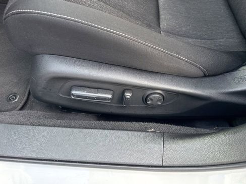 Certified 2023 Honda Accord EX image 22