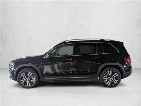Certified 2025 Mercedes-Benz GLB 250 image 12