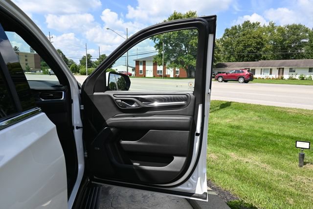 Used 2022 GMC Yukon Denali w/ Max Trailering Package AWD/4WD image 18