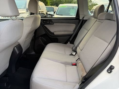 Used 2017 Subaru Forester 2.5i Premium AWD/4WD image 10