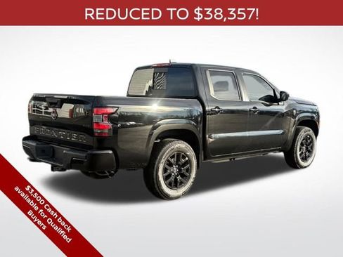 New 2026 Nissan Frontier SV w/ All-Weather Content Package AWD/4WD image 4