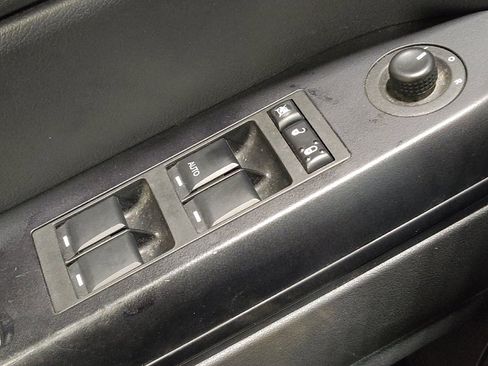 Used 2016 Jeep Patriot High Altitude FWD image 27