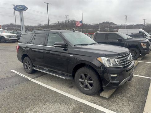 Used 2019 Ford Expedition XLT w/ Equipment Group 202A image 3