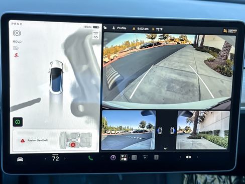 Used 2023 Tesla Model 3 Standard Range RWD image 19